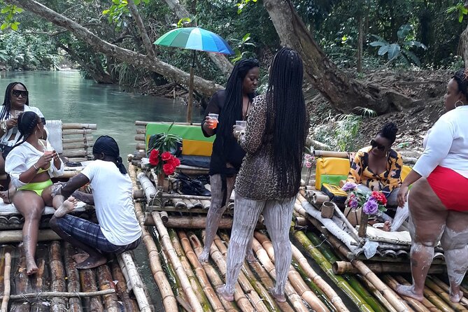 1 Hour Private Rafting Experience in Jamaica - A short private ride on the White River