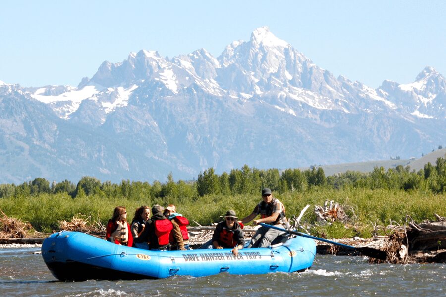 13-Mile Snake River Scenic Rafting Experience from Jackson - What the guide adds to the three-hour ride