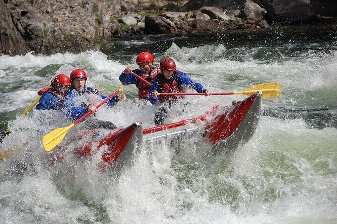 3.5 Hour Whitewater Rafting and Waterfall Adventure - What the Class I to IV range means for you