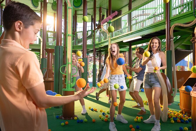 3-Day Unlimited Dreamworld, WhiteWater World & SkyPoint Ticket - Three attractions, one flexible Gold Coast pass