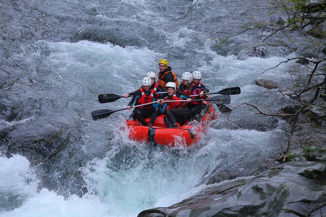 3-Hour Adrenaline Rafting on the Lima River in Bagni di Lucca - Swimming in the current and the five-meter jump