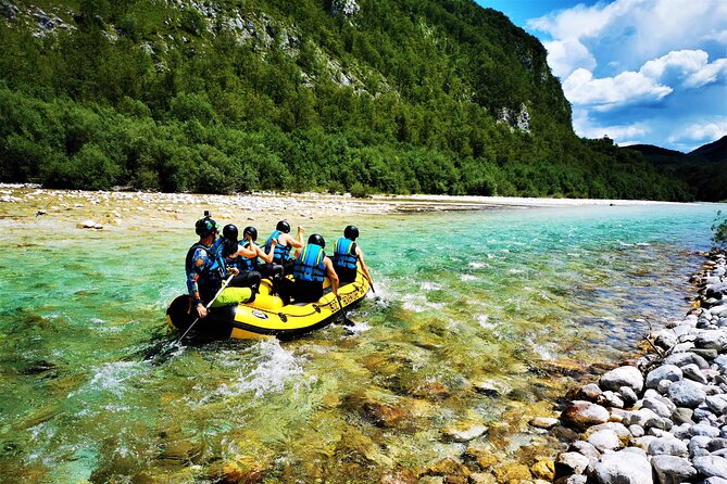Adventure Rafting on Emerald River with Free Photos - What the 1.5-hour rafting run feels like