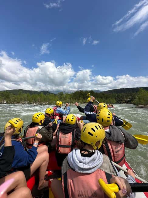 Alanya Cabrio Safari with Tazi Canyon, Rafting and Lunch - Lunch by the river
