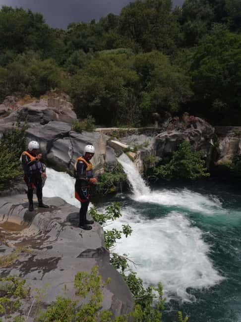 Alcantara Gorge: Cliff Jumping & Body Rafting Adventure - The 10-minute walk to the Alcantara River