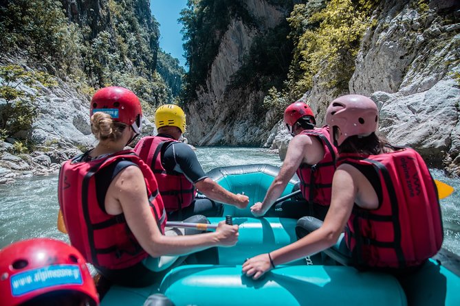 Arachthos white water river Rafting: Plaka's Bridge- Tzari - Starting beneath the stone arch of Plaka Bridge