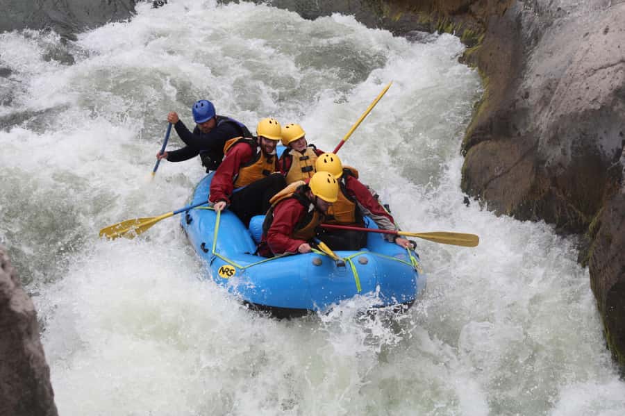 Arequipa: Chili River White Water Rafting with Hotel Pickup - Getting geared up at the Virgen de Chapí de Charcani grotto