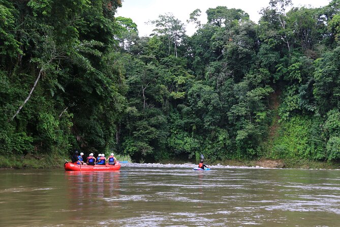 Awesome Fun Rafting Class 3 Balsa River 5-Hour Tour in La Fortuna - The 11-kilometer run keeps the paddles working