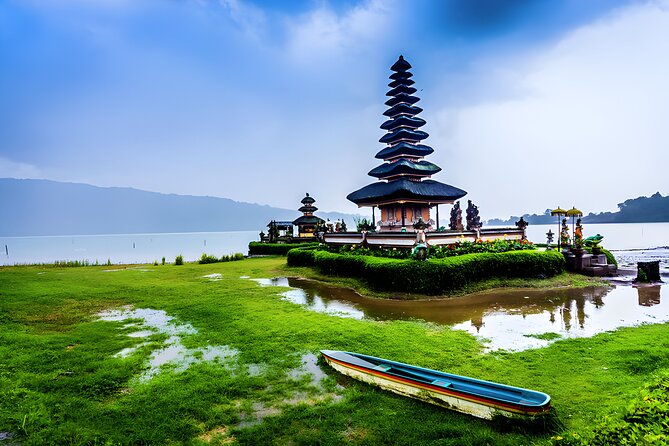 Ayung River Rafting and Ulun Danu Temple - Tanah Lot Temple Tour - Tanah Lot at the end of the day