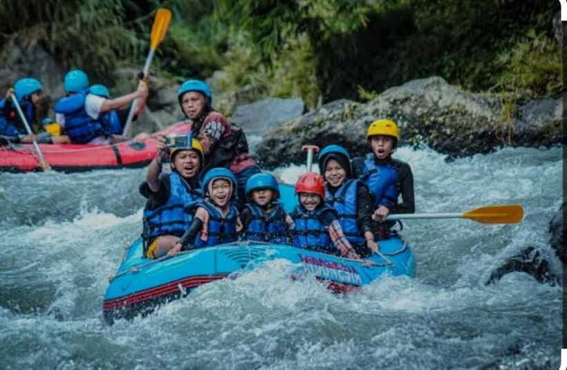 Bali: ATV Ride, Tubing, and Rafting Adventure with Lunch - Cooling off on the Gekko River