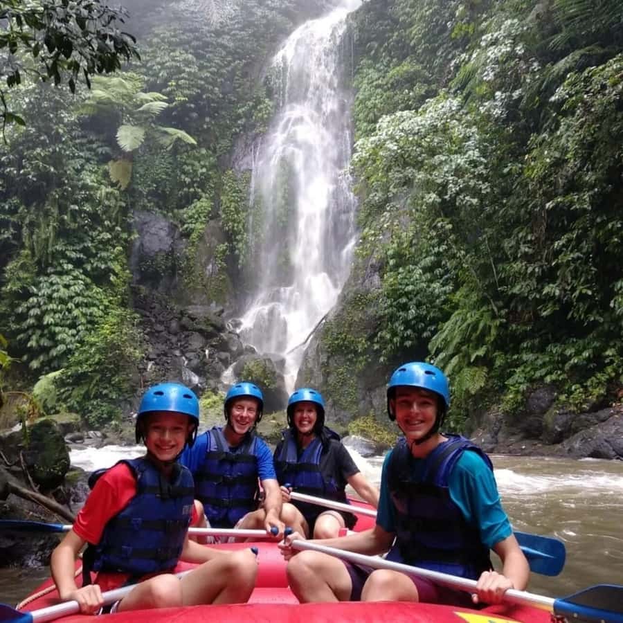 Bali: Ayung River Rafting with Gourmet Lunch - Getting Down to the River