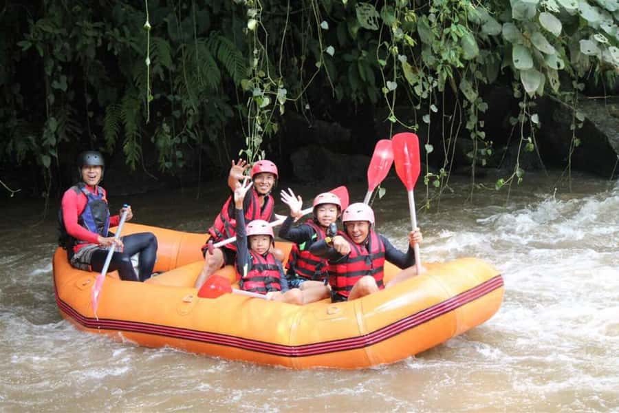 Bali: Mount Batur Sunrise Trek and White Water Rafting - The Mt. Batur Lounge is more than a quick stop