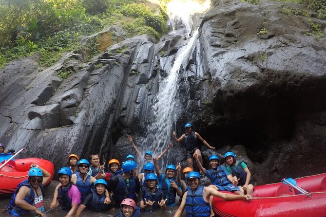 Bali Rafting - Walking down to the water