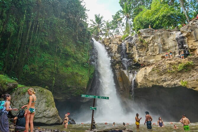 Bali Rafting : Bali Family Rafting in Ubud and Ubud Private Tour - Tegalalang Rice Terrace on foot