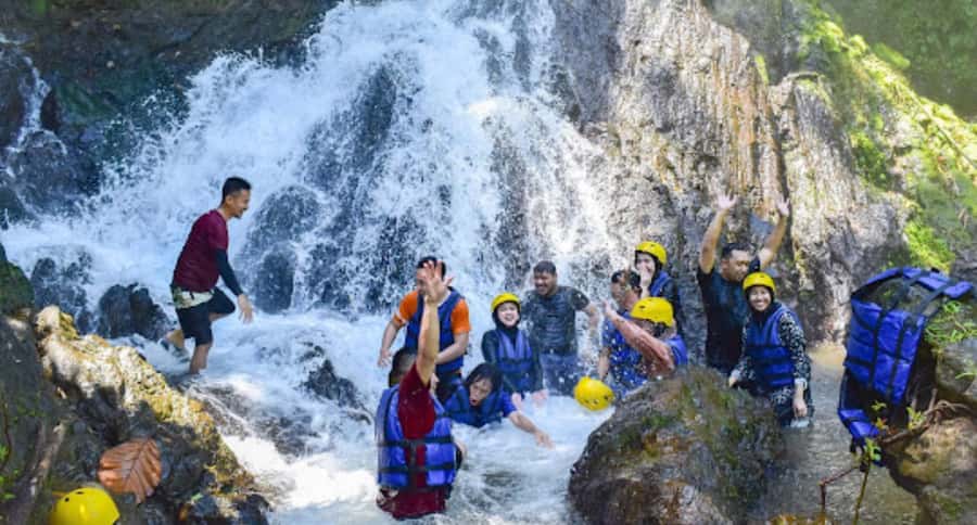 Bali Rafting: River Rafting with Zipline Down to the River - What the scenery adds to the ride
