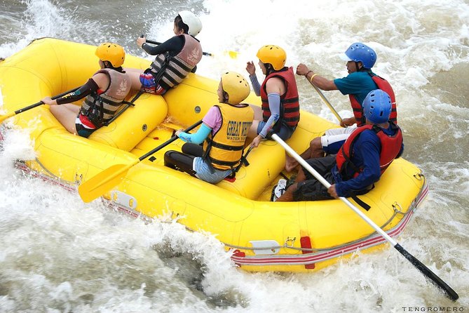 Bali Rafting Ubud with Lunch - Safety briefing and the first rapids