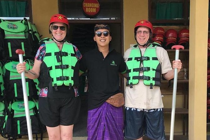 Bali Swing Heaven and White Water Rafting with All Inclusive - Shower, change, and a buffet lunch