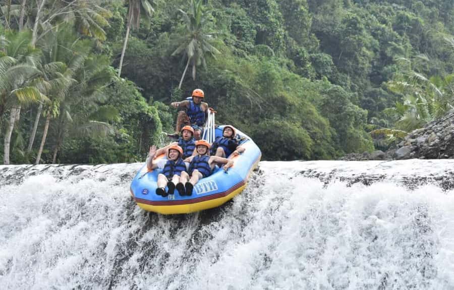 Bali: Telaga Waja White Water River Guided Rafting & Lunch - Why Telaga Waja feels different from the usual Bali day out