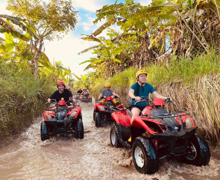Bali: Ubud Gorilla Face ATV and Ayung Rafting Trip with Meal - Lunch and cleanup after two wet activities