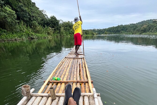 Bamboo rafting - A quiet hour on Jamaican water