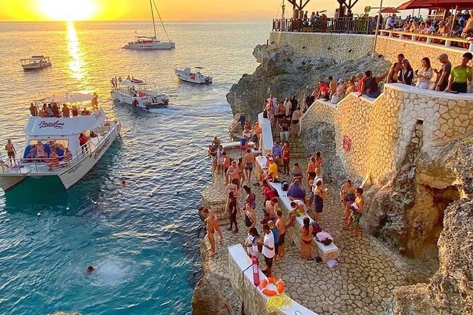 Bamboo Rafting and Rick's Café Experience from Montego Bay - Who will enjoy this day most