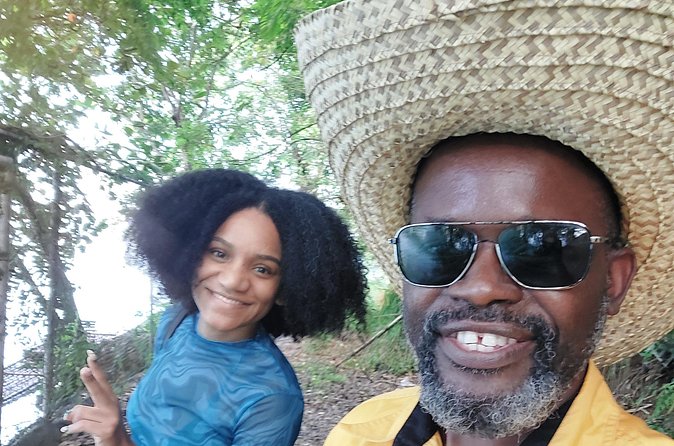 Bamboo Rafting, Frenchman Cove, Boston Jerk Centre in Portland - Boston Bay and the smoky taste of jerk cooking