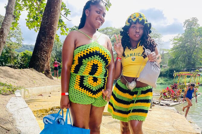 Bamboo River Rafting from Ocho Rios Jamaica - Jamaican food and shopping stops