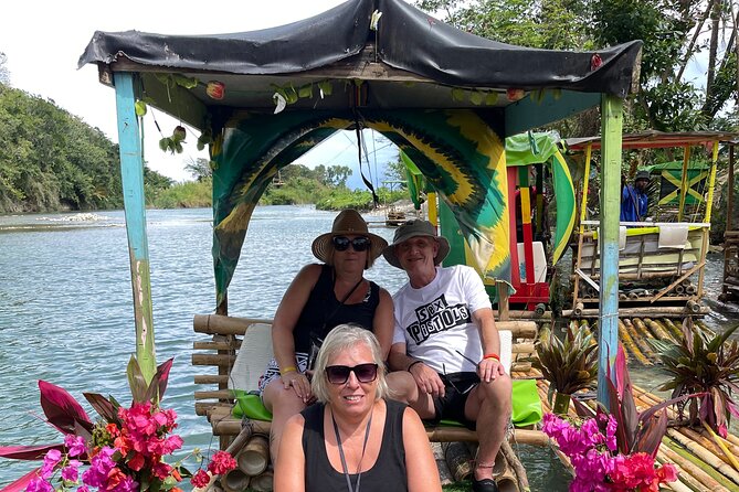 Bamboo River Rafting from Ocho Rios Jamaica - Service from the driver and raft crew