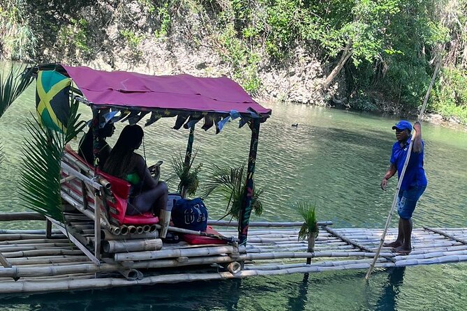 Bamboo River Rafting in Ocho Rios - The river scenery and the pace of the trip