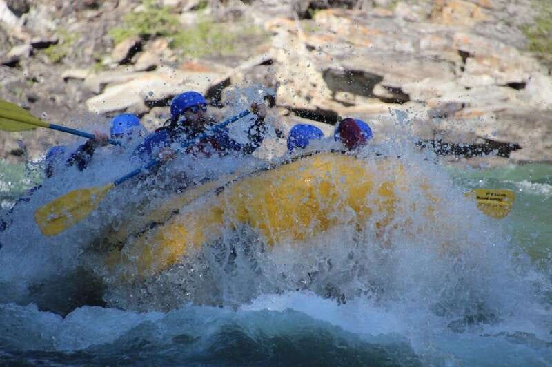 Banff: Morning Whitewater Rafting Tour in Horseshoe Canyon - Snacks, photos, and the value of $109
