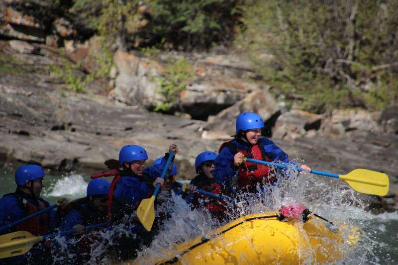 Banff: Morning Whitewater Rafting Tour in Horseshoe Canyon - How the guides shape the experience