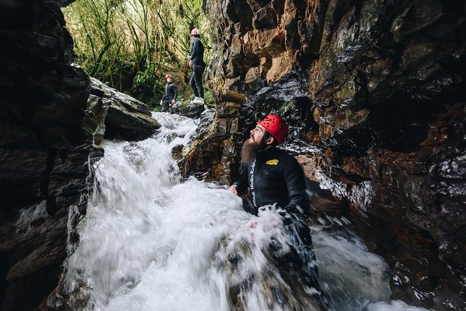 Black Labyrinth: Black Water Rafting - Private Tour from Auckland - Hot showers and lunch at Waitomo Homestead