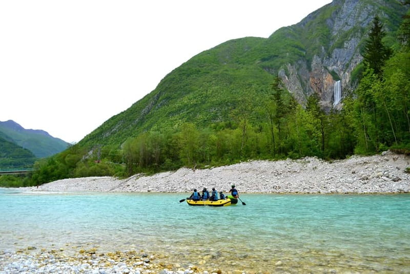 Bovec: Kinder Rafting on Soča River from 4years +FREE photos - What happens during the 1 to 1.5-hour rafting run