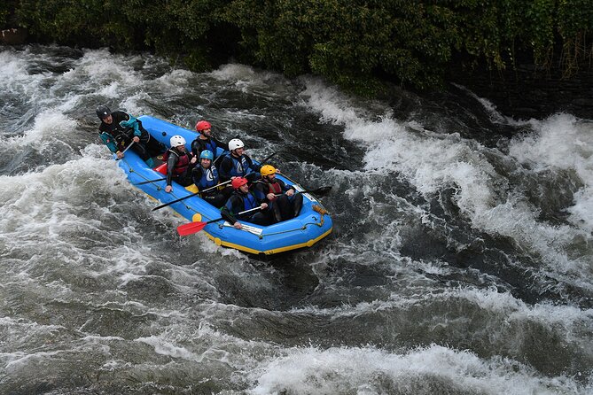 Brilliant White Water Rafting in the Lake District UK - The safety talk and first paddle strokes
