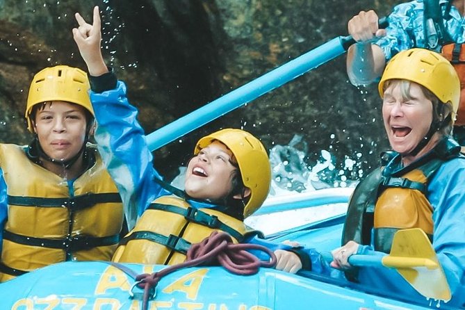 Browns Canyon Sizzler 6-Hour Whitewater Rafting Experience from Buena Vista - The 9:00 a.m. start at AVA Rafting and Zipline