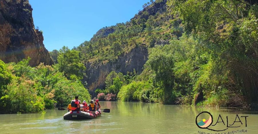 Calasparra: Almadenes Canyon Rafting Tour & Visit 3 Caves - What this Calasparra outing really includes