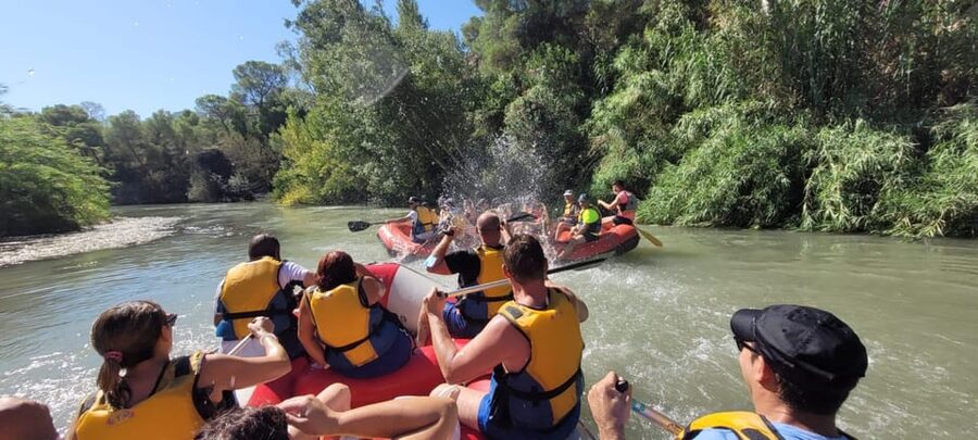 Calasparra: Almadenes Canyon Rafting Tour & Visit 3 Caves - The Spanish-language guide experience