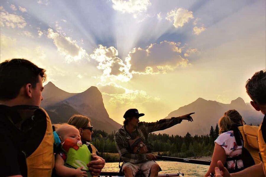 Canmore: 1.5 Hour Scenic Raft Tours in the Rockies - The Three Sisters photo stop