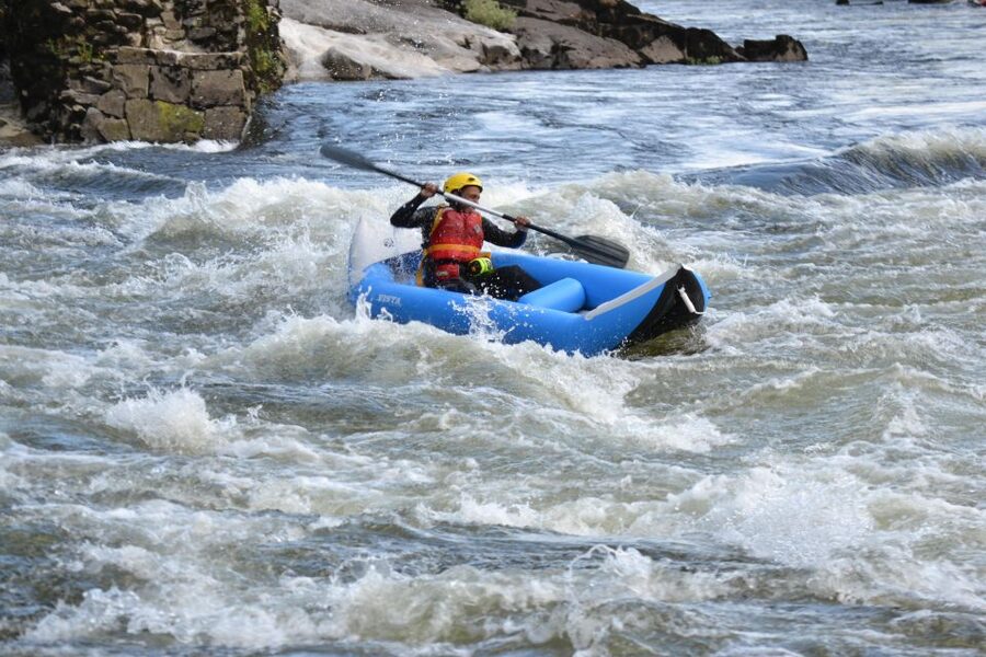 Canoa Raft - Why the Minho River makes this a good active outing