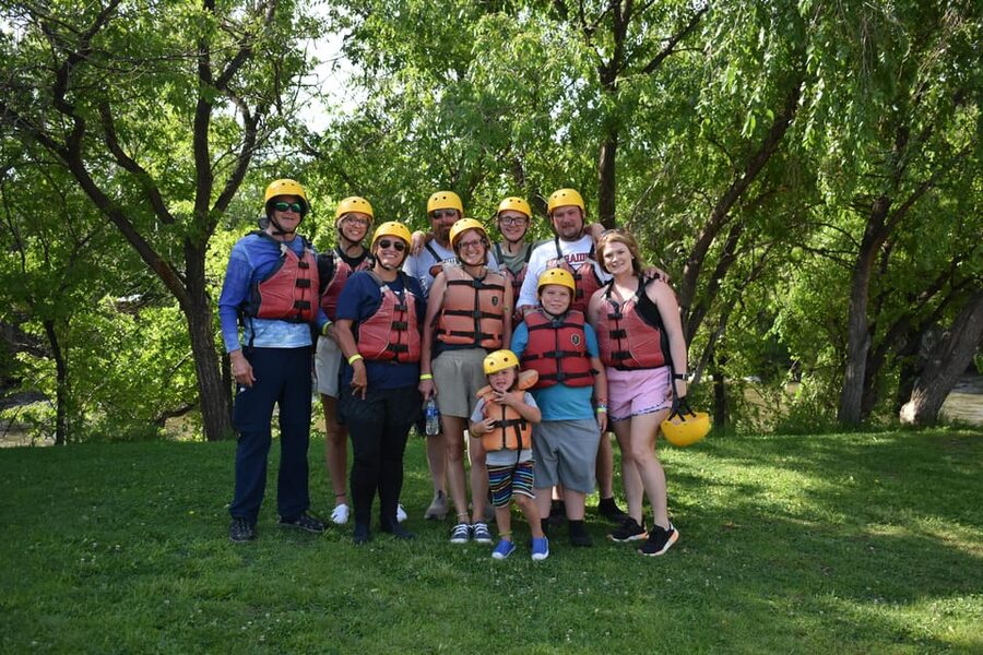 Cañon City: Family Float Rafting With Lunch, Photo & Wetsuit - Key details before you book