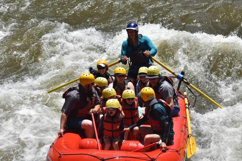Cañon City: Family Float Rafting With Lunch, Photo & Wetsuit - Six miles of family rafting on the Arkansas River