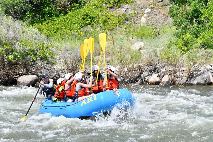 Cañon City: Family Friendly Colorado Rafting Tour - The middle stretch includes named rapids and wildlife
