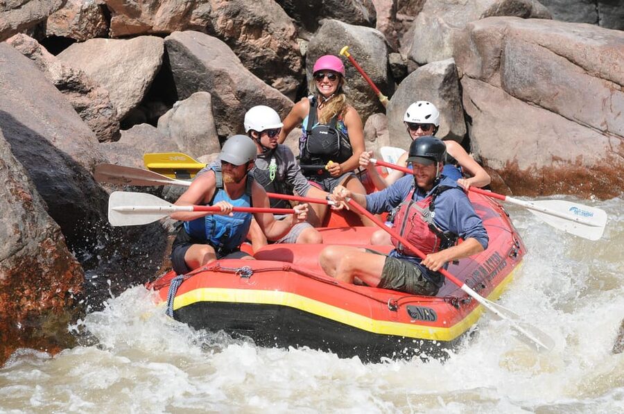 Cañon City: Royal Gorge Rafting with Wetsuit, Lunch & Photos - Lunch timing, burgers, and the Eddy Out Cafe