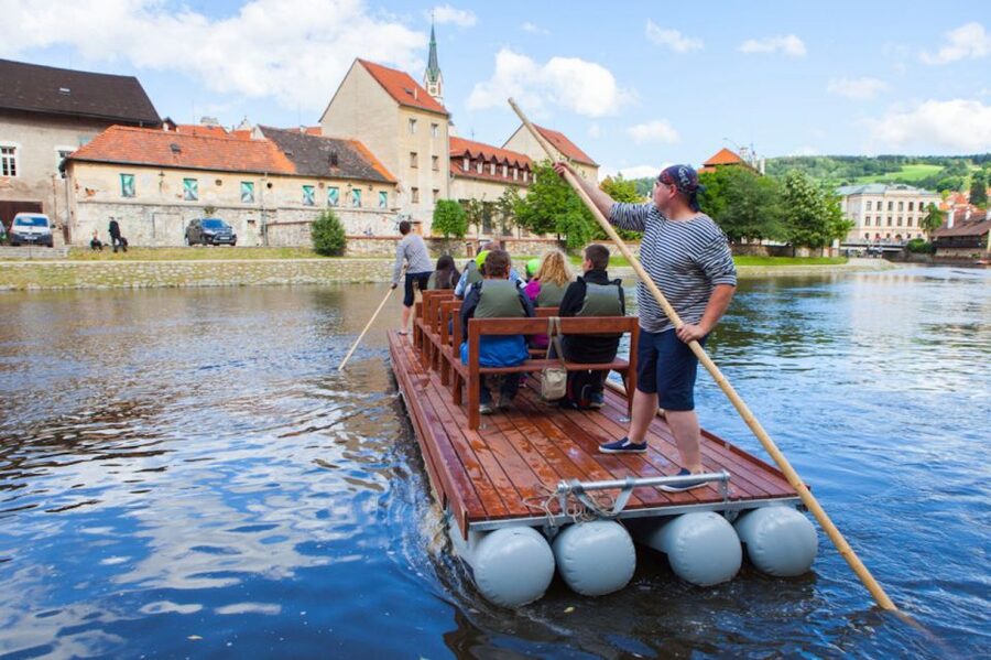 Český Krumlov: Wooden Raft River Cruise - Practical planning for your visit