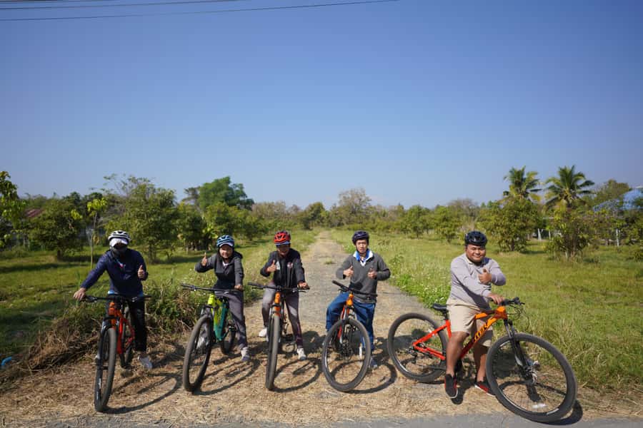 Chiang Mai:ATV 2-3 hrs. & Elephant Feeding&Rafting&Waterfall - Feeding elephants at a local care center