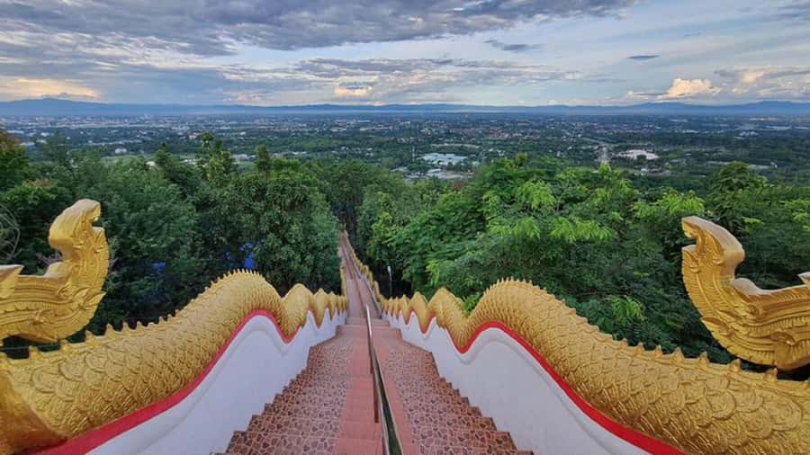 Chiang Mai: Bamboo Rafting and Wat Phra That Doi Kham - Who should book this Chiang Mai outing?