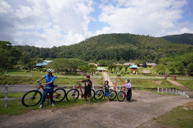 Chiang Mai: Cycling Nam Phare Countrysides, Breezy-Relax & Lunch - Lunch beside the river gives the day a needed pause