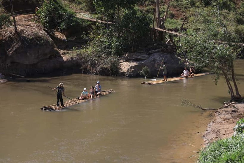 Chiang Mai: Elephant Sanctuary Bamboo Raft & Padthai Cooking - Making vegetarian Pad Thai for lunch