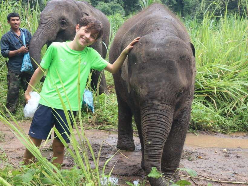 Chiang Mai: Elephant Sanctuary, Waterfall & Bamboo Rafting - A traditional Thai lunch between activities