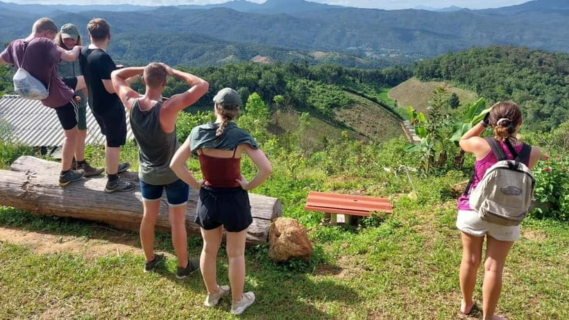 Chiang Mai: Jungle Trek, Elephants care & Bamboo Rafting - Waterfall lunch and the question of swimming