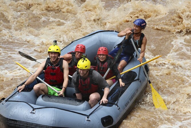 Chiang Mai Rafting in Mae Taeng River with Thai Buffet - Lunch by the river, with a practical pause